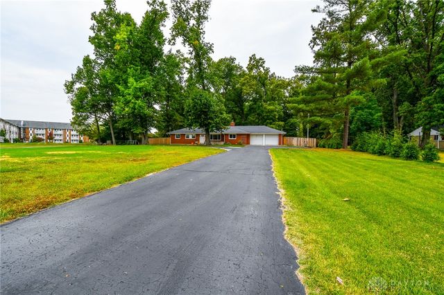 7821 Lois Circle, Miami Twp, OH 45459