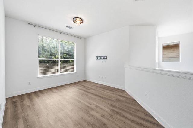 6708 Menchaca RD 4, Austin, TX 78745