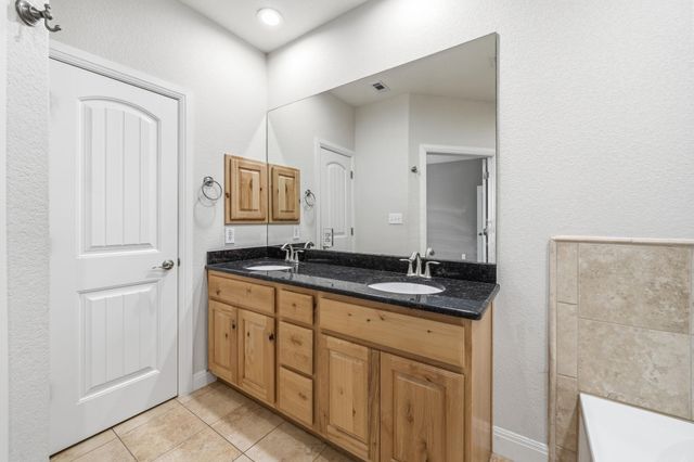 6708 Menchaca RD 4, Austin, TX 78745