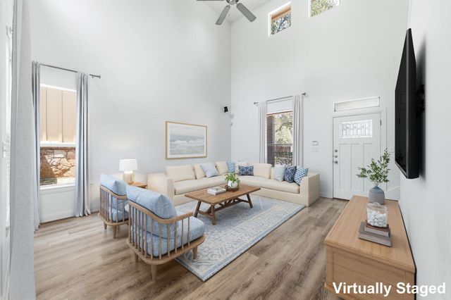 6708 Menchaca RD 4, Austin, TX 78745