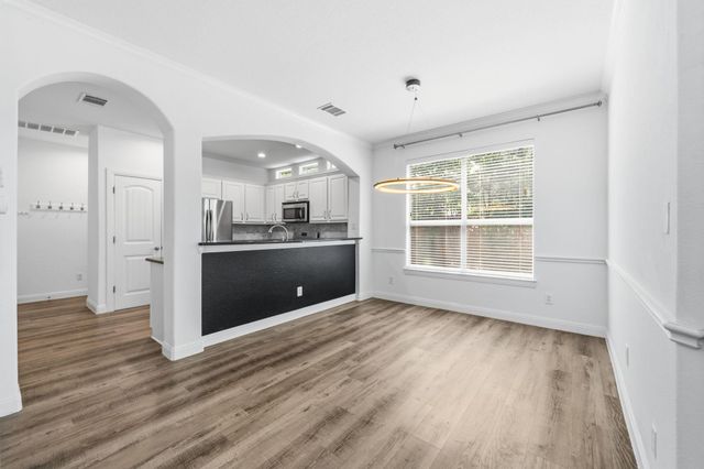 6708 Menchaca RD 4, Austin, TX 78745
