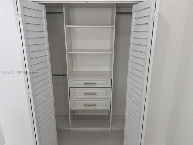 8064 W 14th Ave, Hialeah, FL 33014