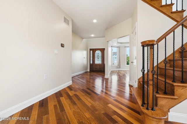 646 Compass Avenue, Beachwood, NJ 08722