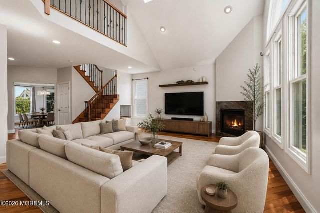 646 Compass Avenue, Beachwood, NJ 08722