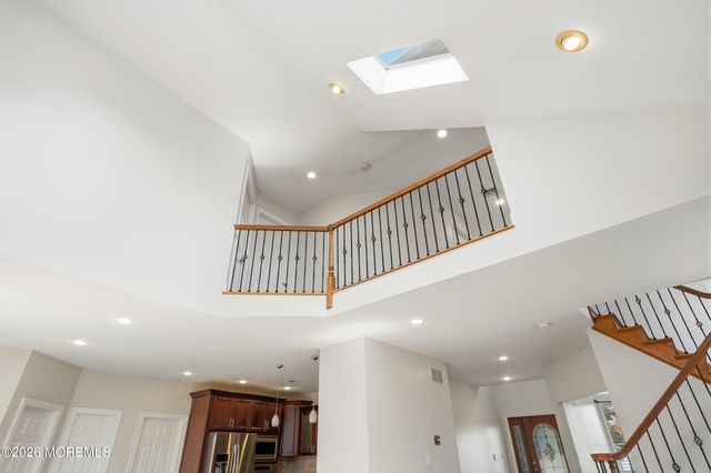 646 Compass Avenue, Beachwood, NJ 08722