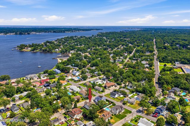 646 Compass Avenue, Beachwood, NJ 08722