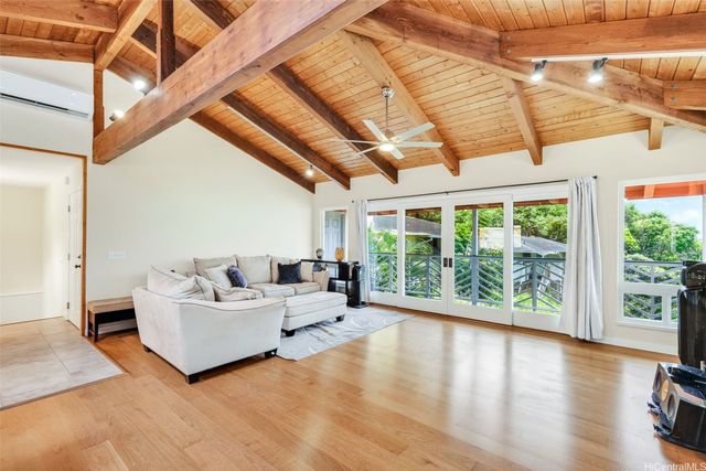 2047 10th Avenue C, Honolulu, HI 96816