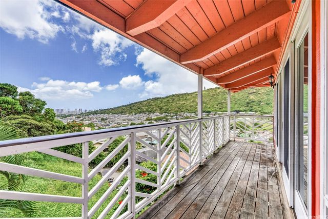 2047 10th Avenue C, Honolulu, HI 96816