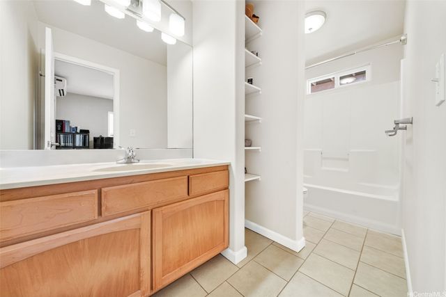2047 10th Avenue C, Honolulu, HI 96816