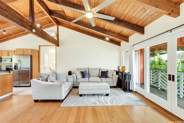 2047 10th Avenue C, Honolulu, HI 96816