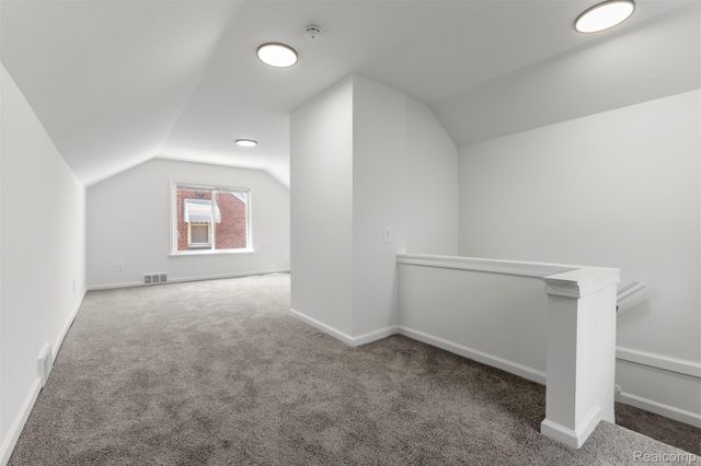 14624 Warwick Avenue, Allen Park, MI 48101