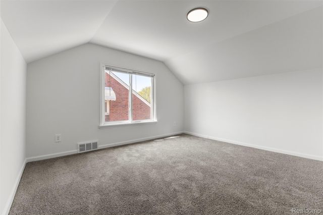 14624 Warwick Avenue, Allen Park, MI 48101