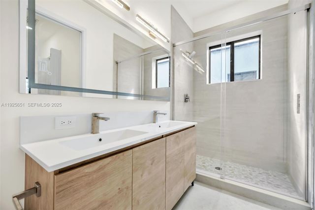 1515 SW 40th Ter, Fort Lauderdale, FL 33317