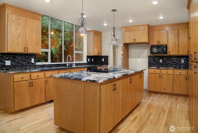 22607 40th Drive NE, Arlington, WA 98223