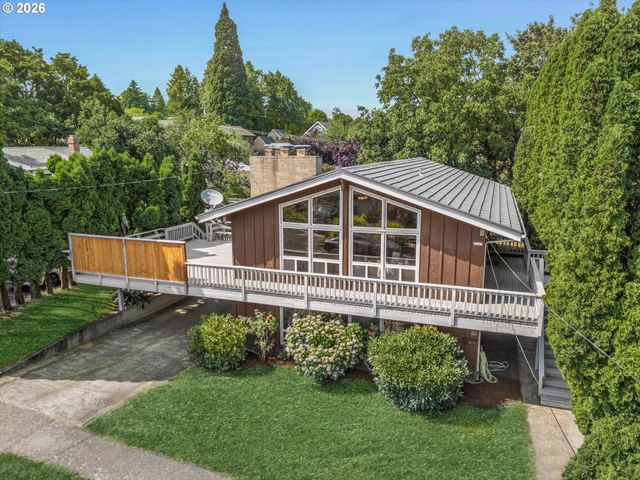 7647 Se HAWTHORNE Blvd, Portland, OR 97215