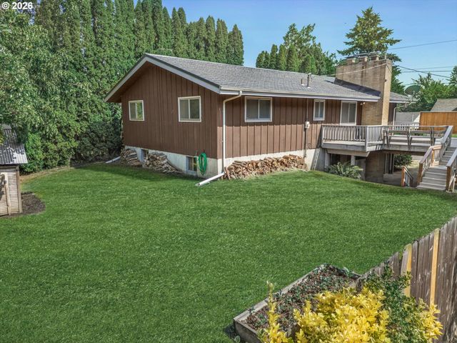 7647 Se HAWTHORNE Blvd, Portland, OR 97215