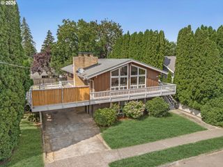 7647 Se HAWTHORNE Blvd, Portland, OR 97215
