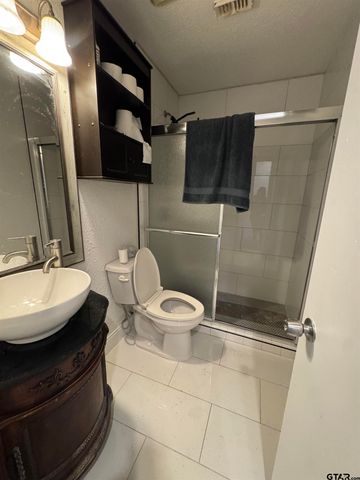 16238 Esther Rd, Lindale, TX 75771