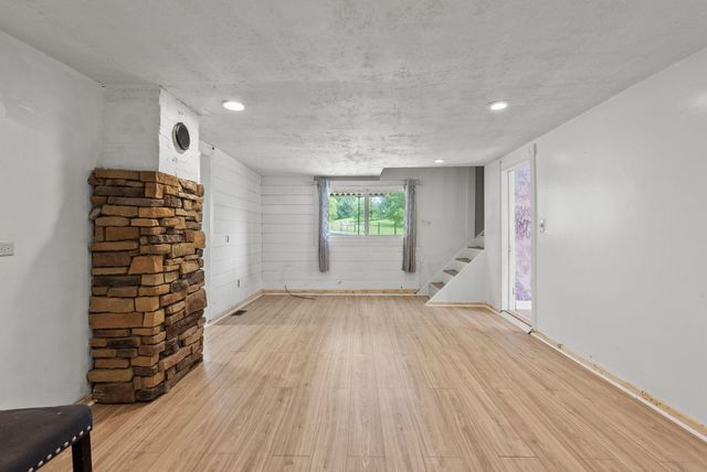 500 Colville Road, Paris, KY 40361