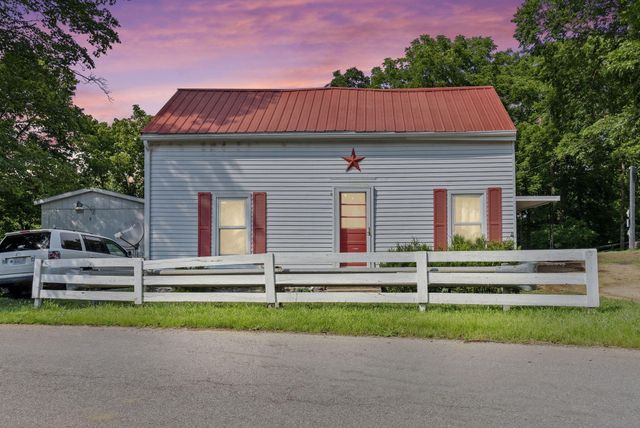 500 Colville Road, Paris, KY 40361