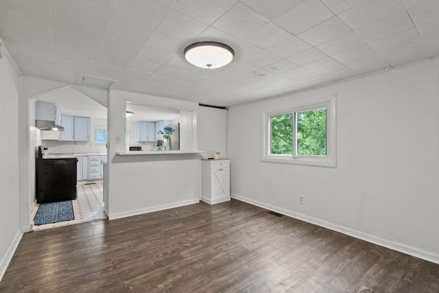 500 Colville Road, Paris, KY 40361