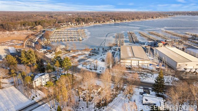 1833 Ottawa Beach Road, Holland, MI 49424