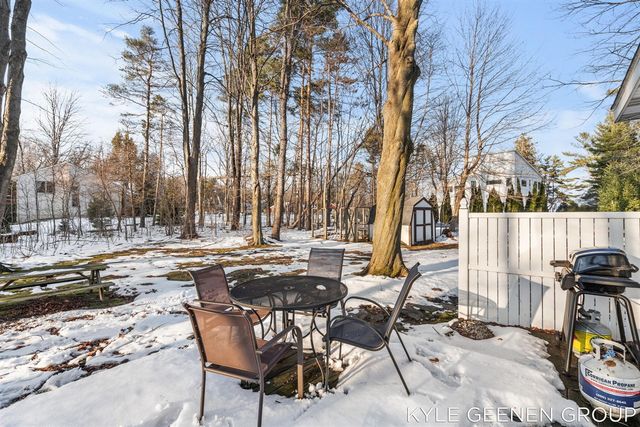 1833 Ottawa Beach Road, Holland, MI 49424