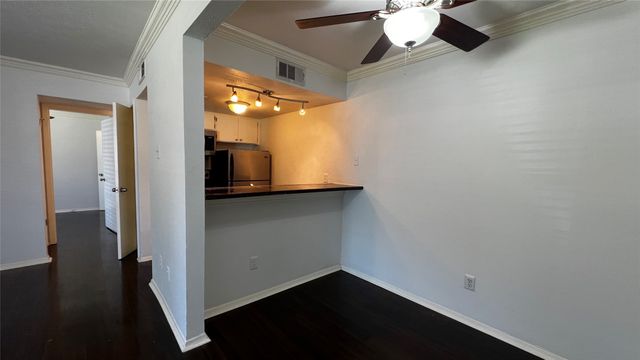 2805 Reagan Street 203, Dallas, TX 75219