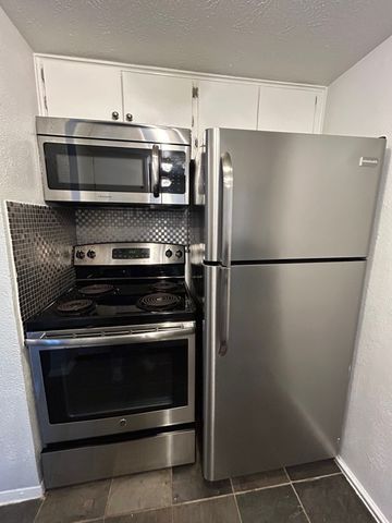2805 Reagan Street 203, Dallas, TX 75219