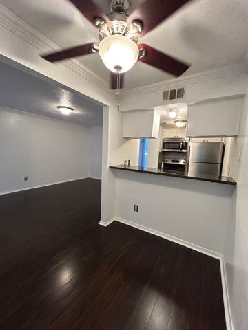 2805 Reagan Street 203, Dallas, TX 75219