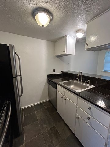 2805 Reagan Street 203, Dallas, TX 75219