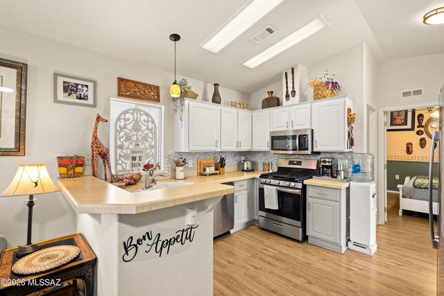 1158 W Calle Trios Los Panchos, Sahuarita, AZ 85629