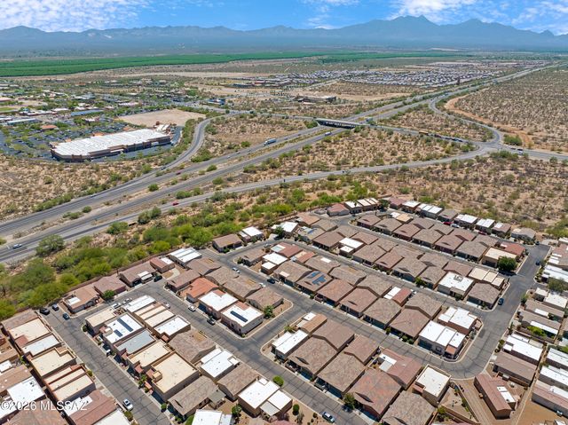 1158 W Calle Trios Los Panchos, Sahuarita, AZ 85629