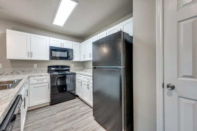 6108 Abrams Road 218, Dallas, TX 75231