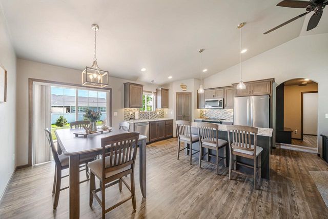 1941 BEAR PAW TRAIL, Kaukauna, WI 54130