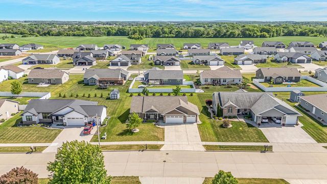1941 BEAR PAW TRAIL, Kaukauna, WI 54130