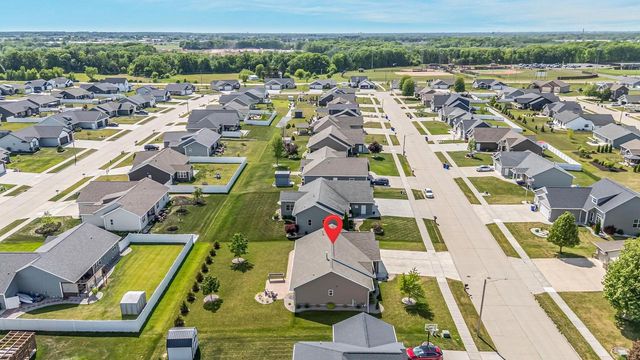 1941 BEAR PAW TRAIL, Kaukauna, WI 54130