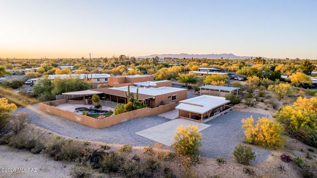 6609 N Amahl Drive, Tucson, AZ 85704