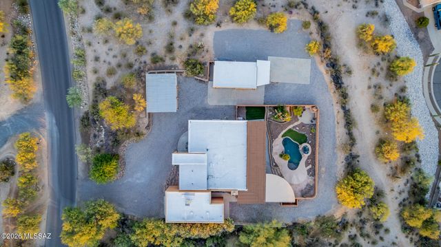 6609 N Amahl Drive, Tucson, AZ 85704