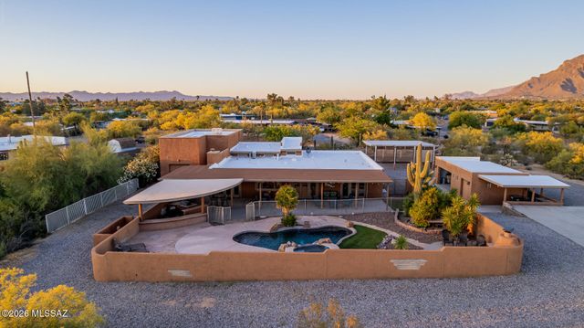 6609 N Amahl Drive, Tucson, AZ 85704