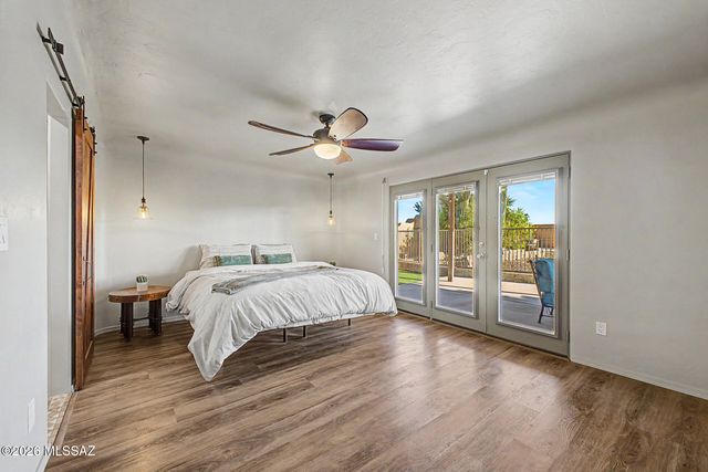 6609 N Amahl Drive, Tucson, AZ 85704