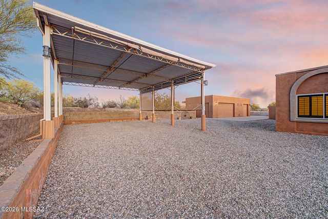 6609 N Amahl Drive, Tucson, AZ 85704