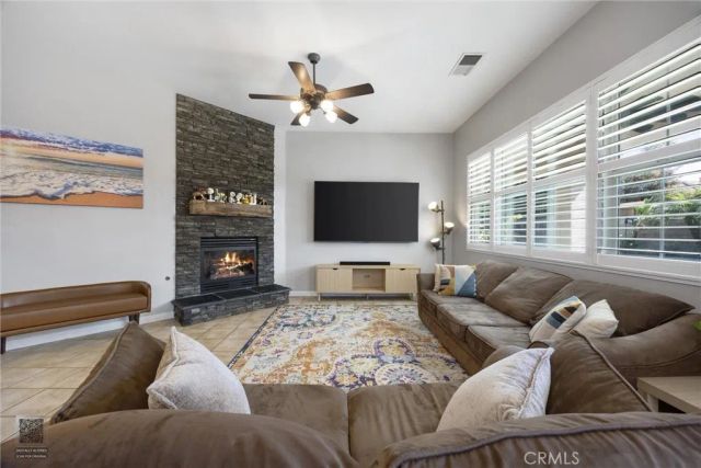 9313 Via Parma, Bakersfield, CA 93312