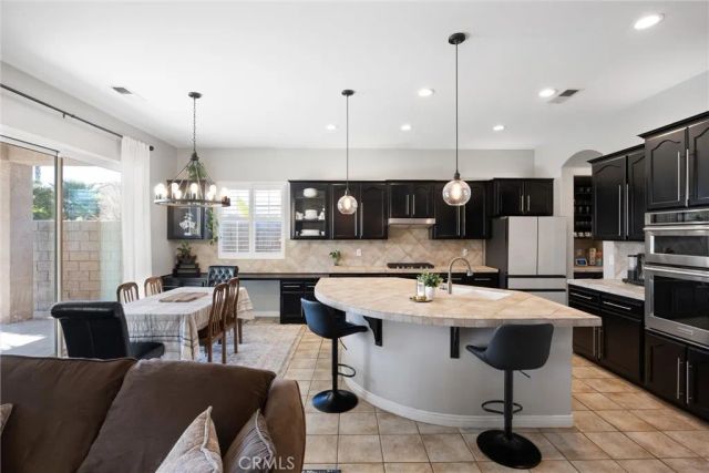 9313 Via Parma, Bakersfield, CA 93312