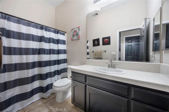 9313 Via Parma, Bakersfield, CA 93312