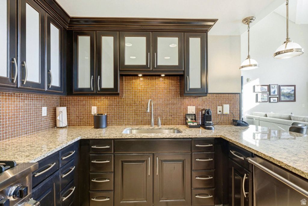 Image 16 of property listing at 2100 FROSTWOOD BLVD #6173, Park City, UT 84098