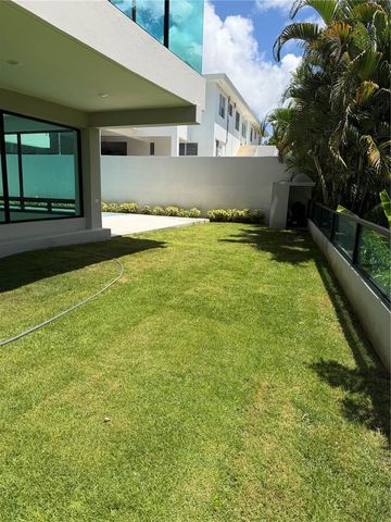 1704 CRISANTEMO, San Juan, PR 00927