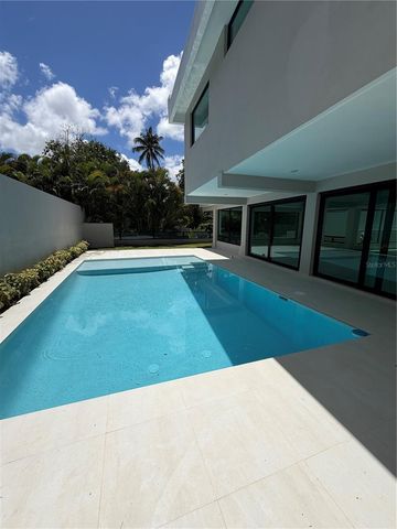 1704 CRISANTEMO, San Juan, PR 00927