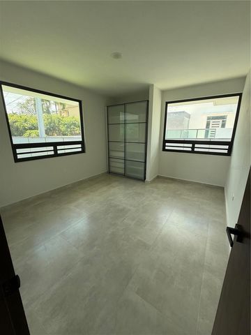 1704 CRISANTEMO, San Juan, PR 00927