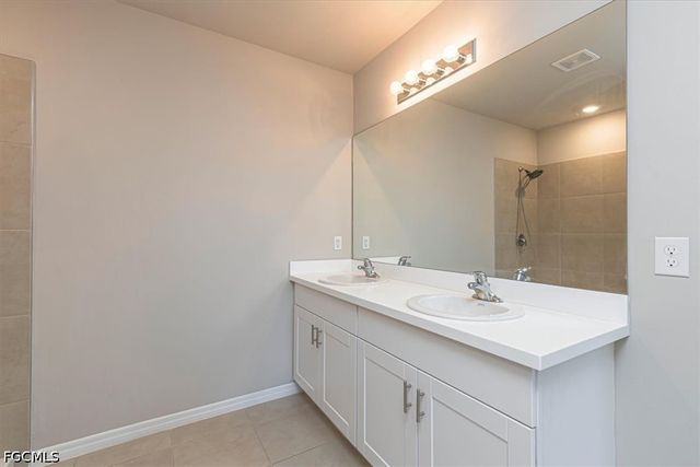 1806 NW 21st TER, Cape Coral, FL 33993